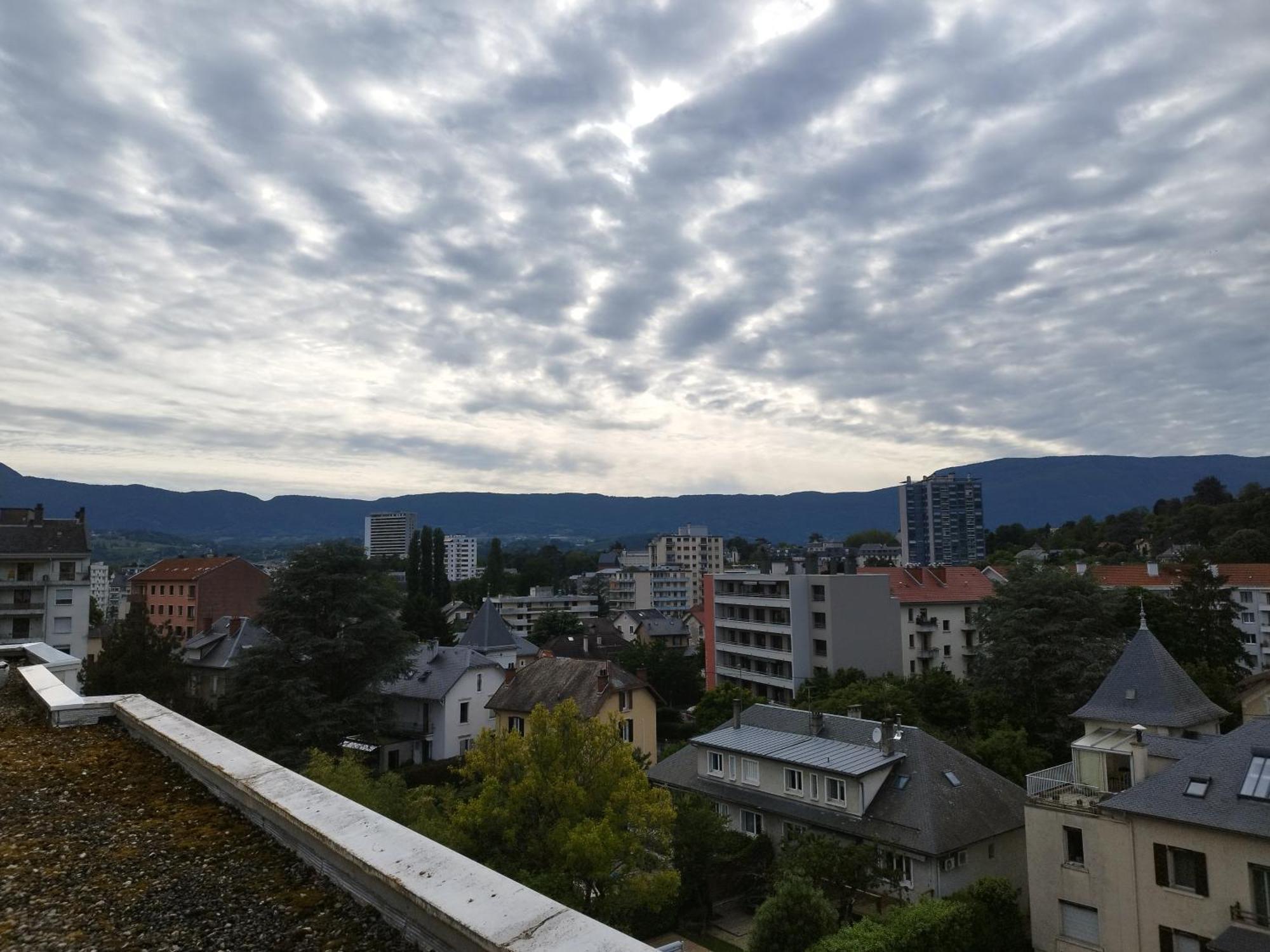 T2 Parking Privatif 1 Apartment *